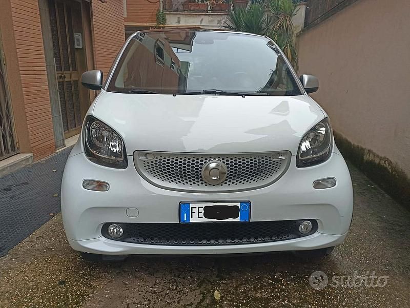 Bianco Usata 2016 Smart ForTwo Coupé Passion Coupé | 11.800 € (Cara) - Immagine 1/4