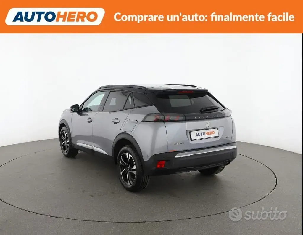 Usata Peugeot 2008 110 CV (80 kW) 2022 Grigio SUV