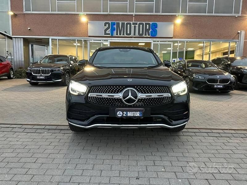 Usata Mercedes GLC220 Premium 194 CV (142 kW) 2019 Nero SUV