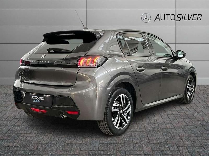 Usata Peugeot 208 Allure 101 CV (74 kW) 2021 Grigio scuro / metallizzato Utilitaria