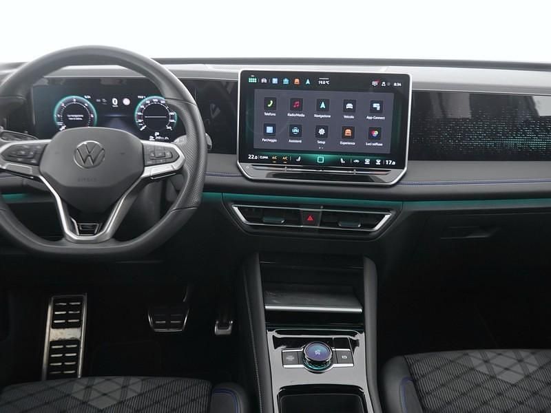 Usata VW Tiguan R-line 150 CV (110 kW) 2025 Blu SUV