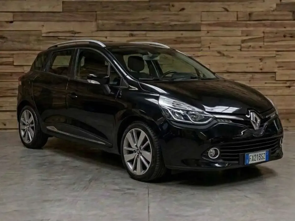 Usata Renault Clio 75 CV (55 kW) 2015 Nero Station wagon