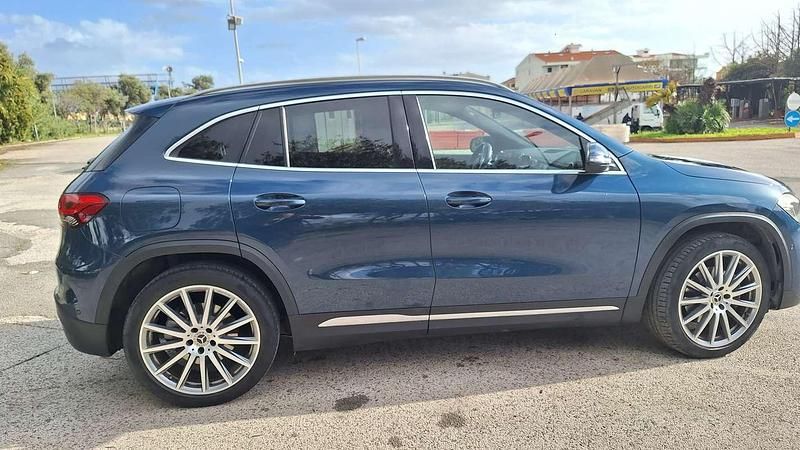 Occasion Mercedes GLA250 Premium 160 ch (117 kW) 2022 Bleue SUV
