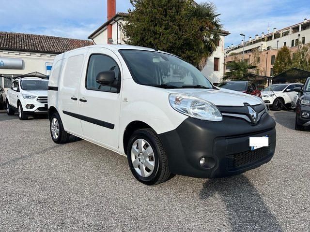 Usata Renault Kangoo 95 CV (69 kW) 2020 Bianco pastello Monovolume