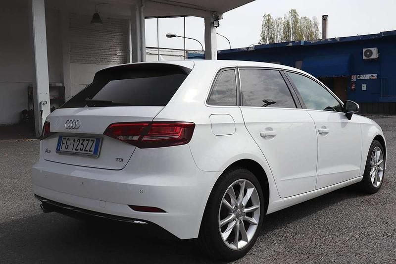 Usata Audi A3 Design 110 CV (80 kW) 2017 Bianco Berlina