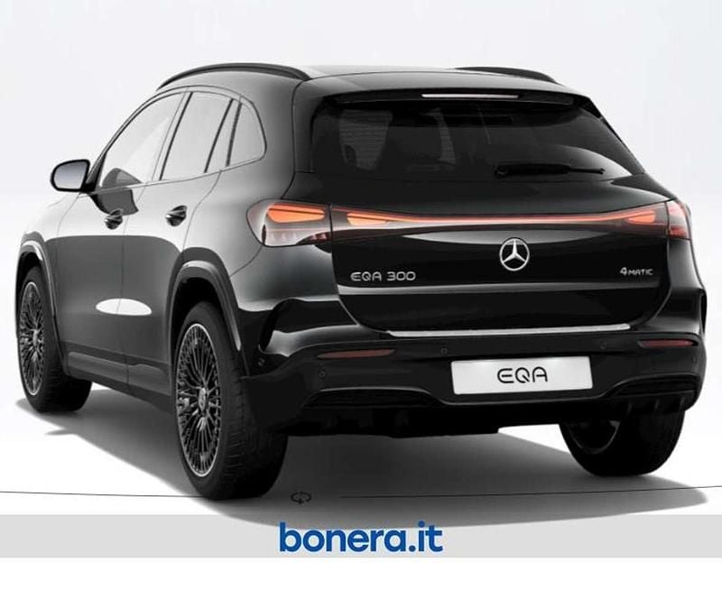 Neu Mercedes EQA300 Advanced 167 kW (228 PS) 2026 Schwarz SUV