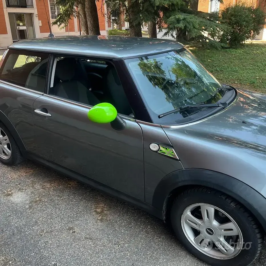 Usata Mini ONE 75 CV (55 kW) 2010 Grigio Utilitaria