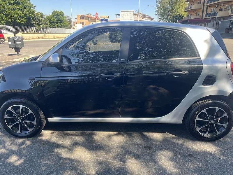 Usata Smart ForFour Passion 95 CV (69 kW) 2016 Utilitaria