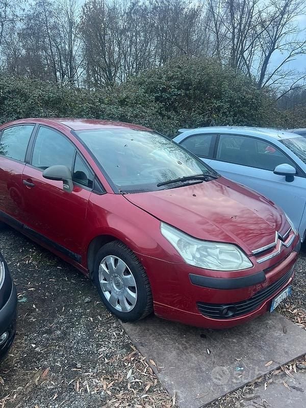 Usata Citroën C4 88 CV (64 kW) 2007 Rosso Utilitaria