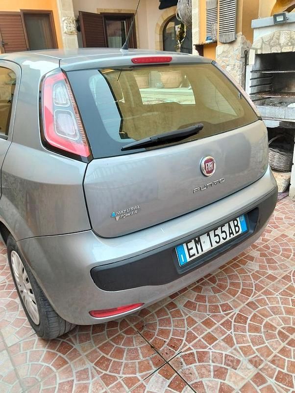 Usata Fiat Grande Punto 2012 Utilitaria