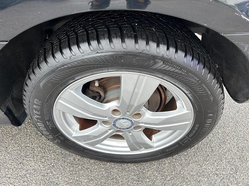 Usata Mercedes B170 116 CV (85 kW) 2009 Nero Monovolume