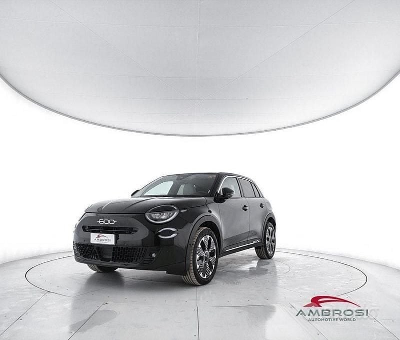 Usata Fiat 600 La Prima 110 CV (80 kW) 2025 Nero SUV