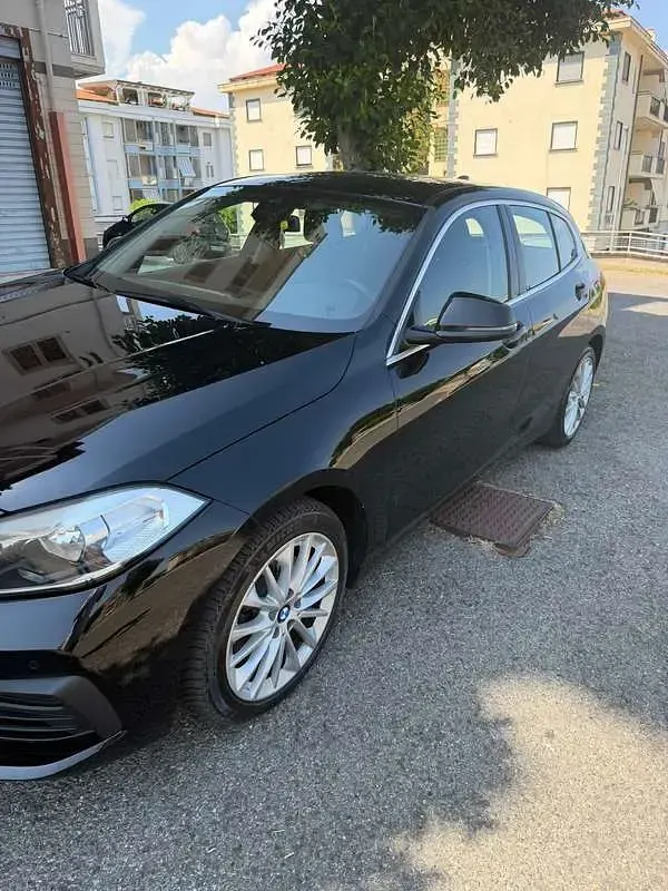 Usata BMW 118 Sport Line 150 CV (110 kW) 2020 Nero Berlina