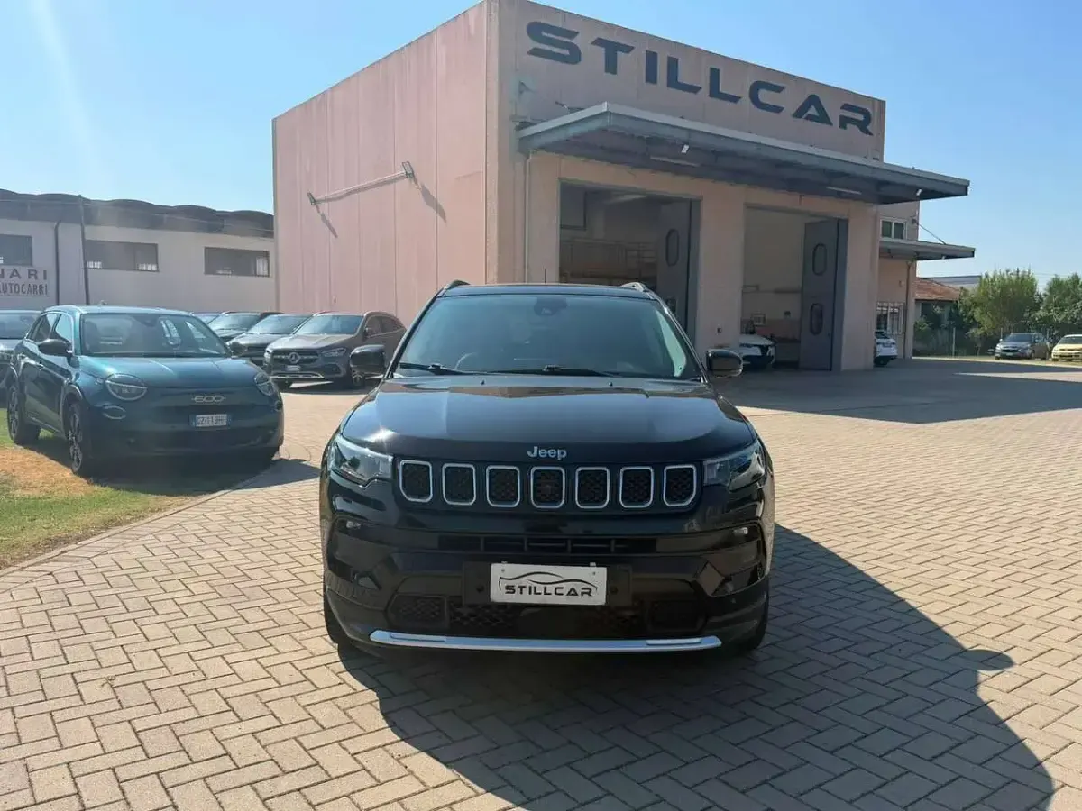 Usata Jeep Compass Limited 131 CV (96 kW) 2022 Nero SUV