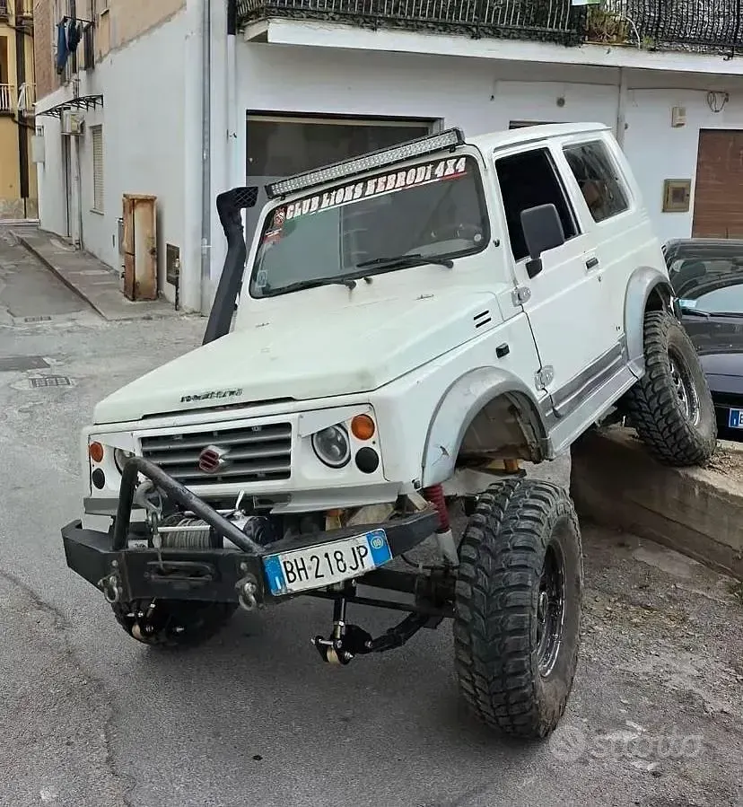 Usata Suzuki Samurai 63 CV (46 kW) 2000 Bianco SUV