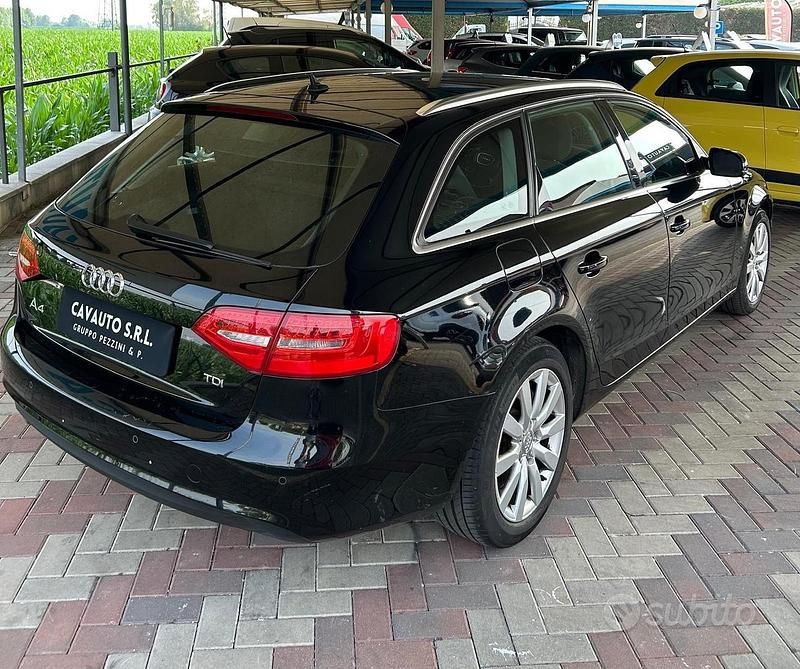 Occasion Audi A4 Advanced 150 PK (110 kW) 2015 Zwart Stationwagen