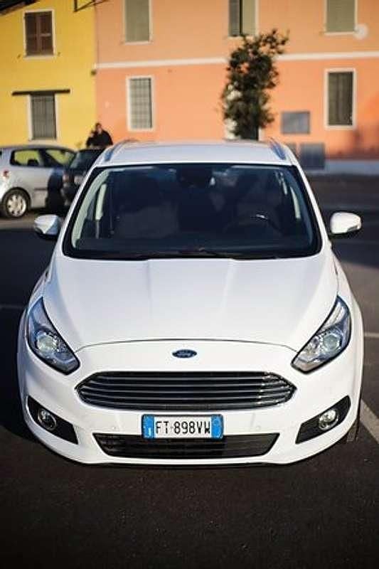 Usata Ford S-MAX Business Edition 150 CV (110 kW) 2019 Bianco Monovolume