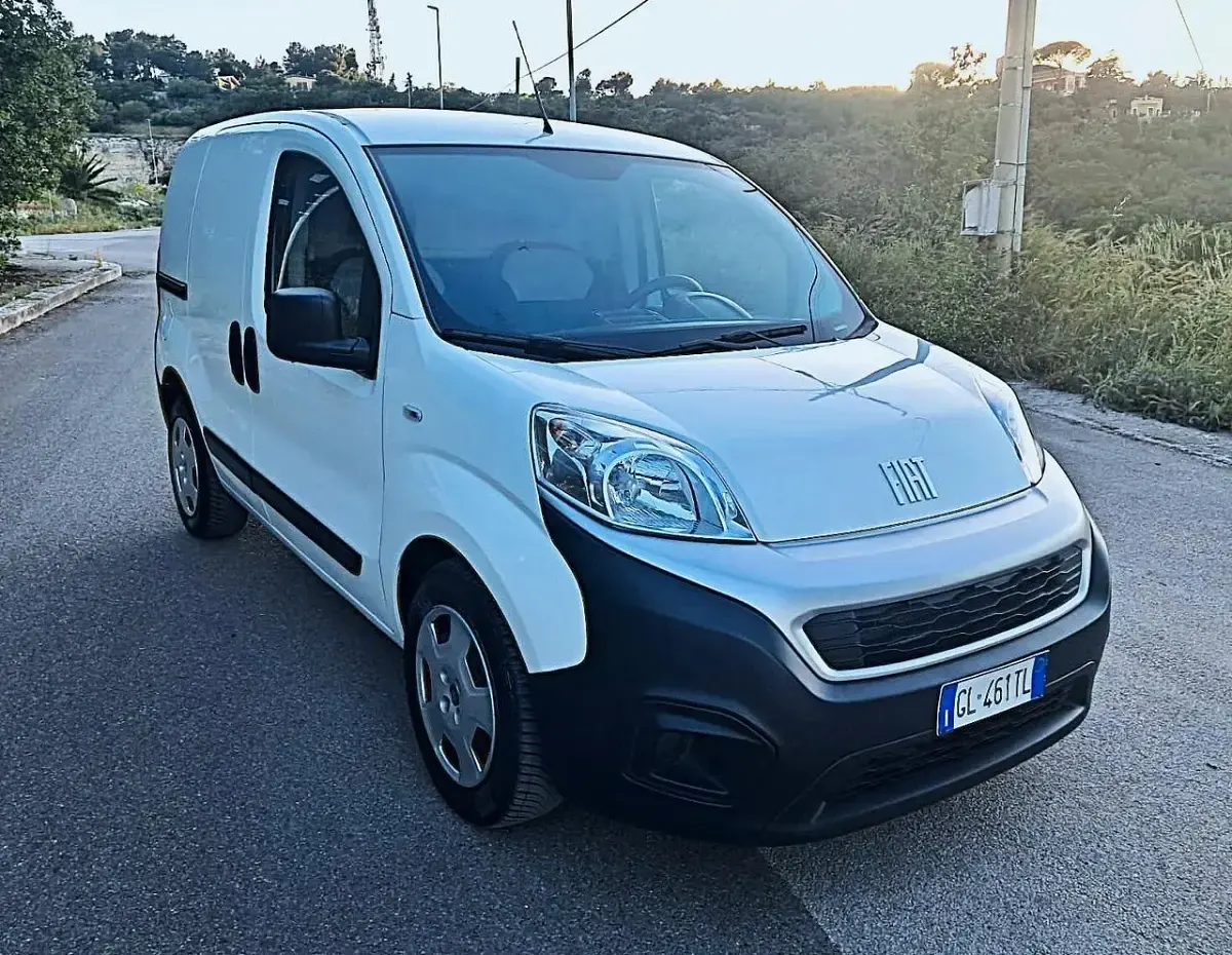 Usata Fiat Fiorino 95 CV (69 kW) 2022 Bianco Monovolume