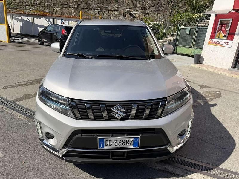 Usata Suzuki Vitara 129 CV (94 kW) 2022 Argento SUV