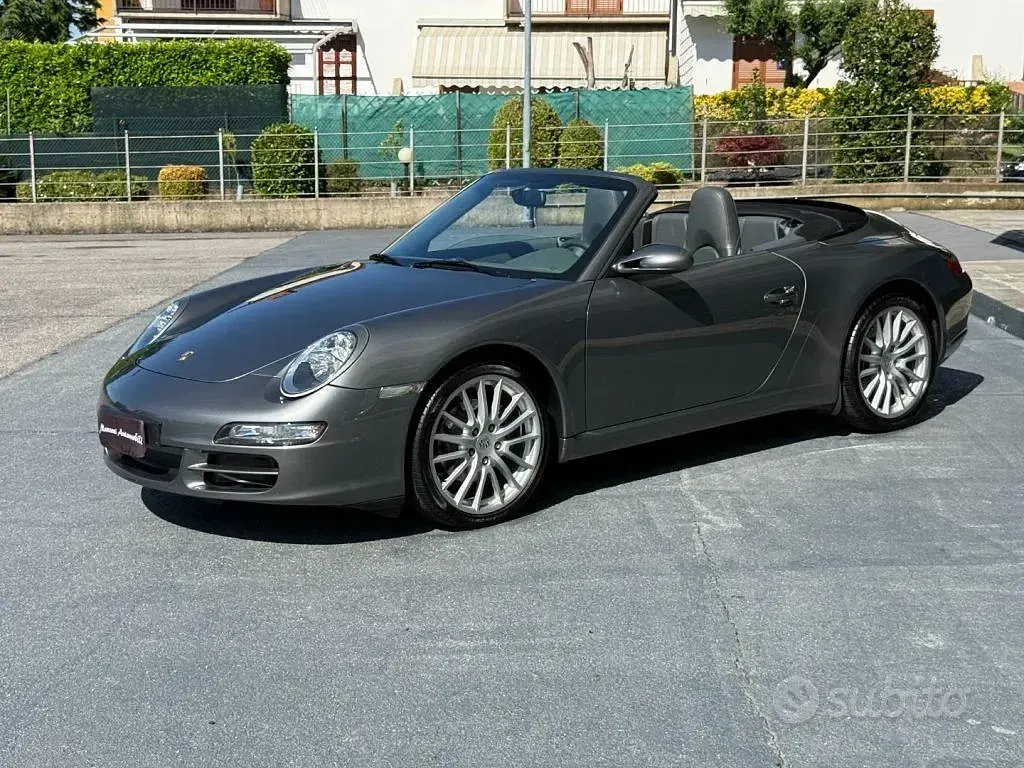 Usata Porsche 911 Carrera Cabriolet 325 CV (239 kW) 2007 Antracite Cabrio