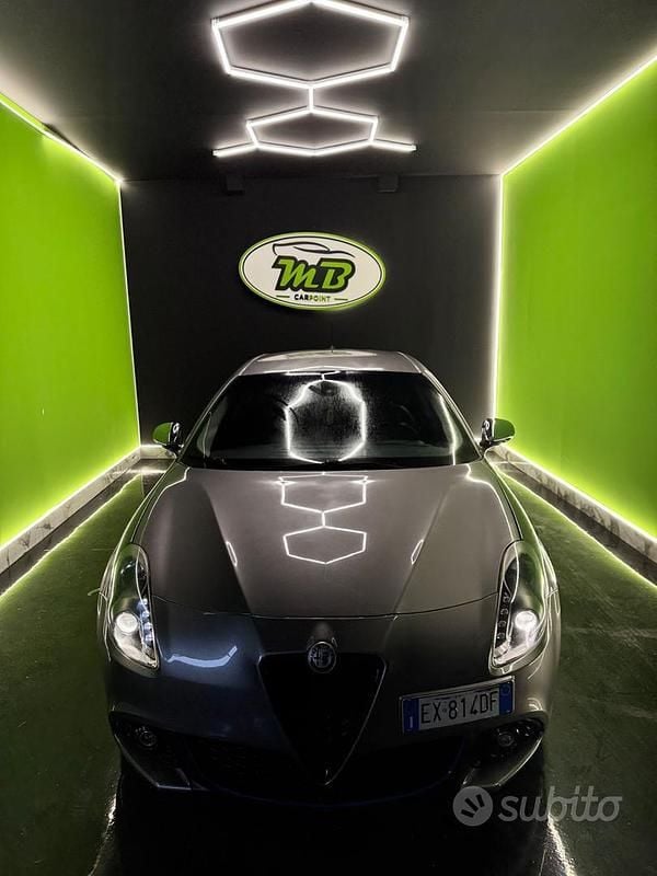 Usata Alfa Romeo Giulietta Exclusive 105 CV (77 kW) 2014 Grigio Utilitaria