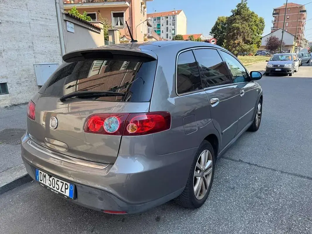 Usata Fiat Croma Dynamic 150 CV (110 kW) 2008 Station wagon