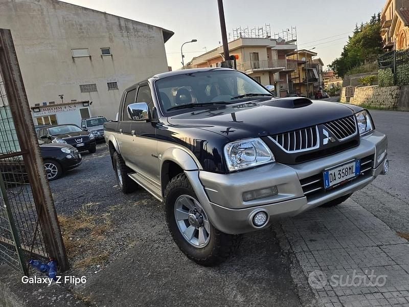 Usata Mitsubishi L200 115 CV (84 kW) 2006 Nero Pick-up