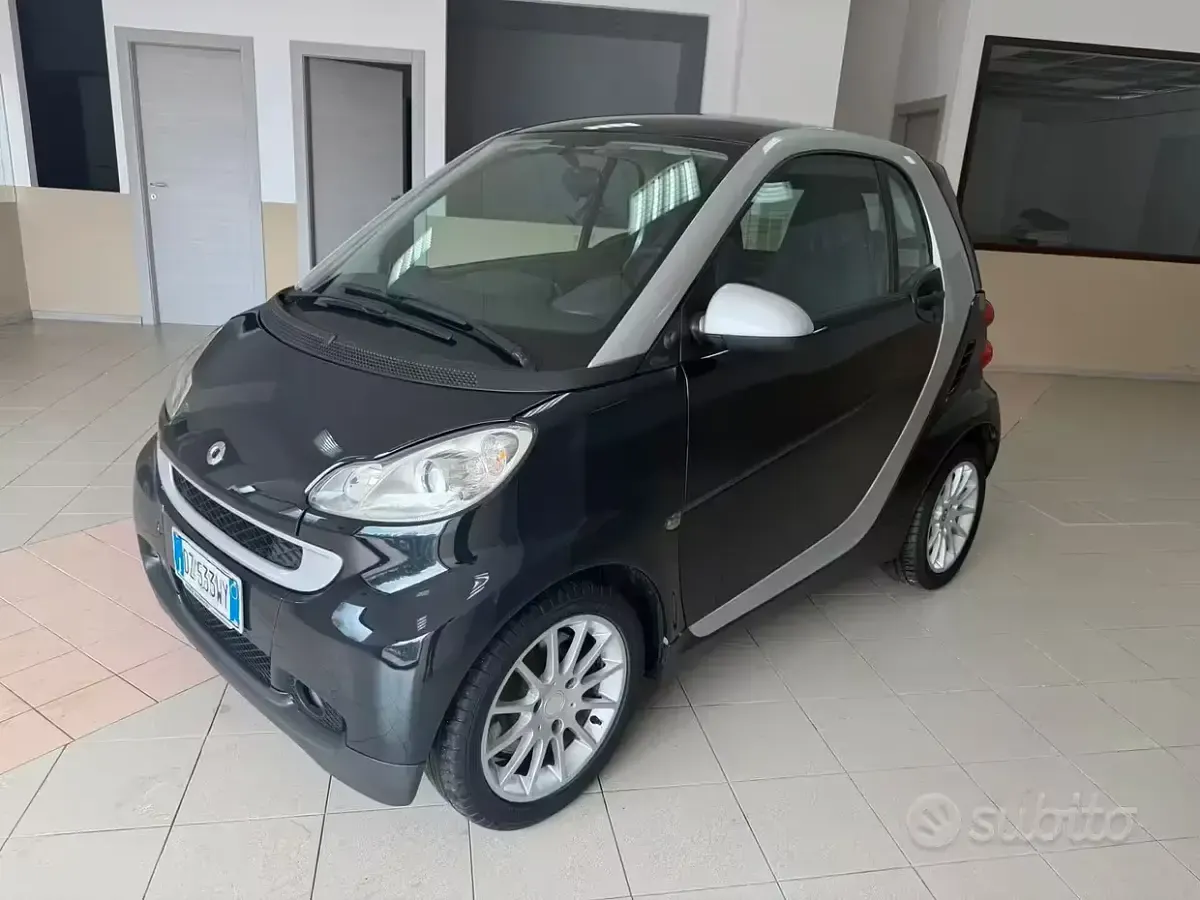 Usata Smart ForTwo Coupé Passion 71 CV (52 kW) 2010 Nero Coupé