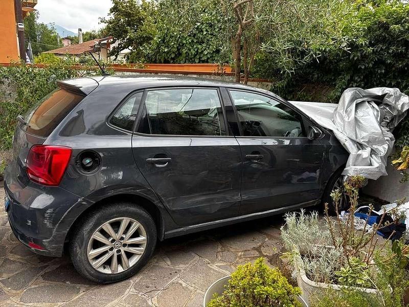 Usata VW Polo Comfortline 75 CV (55 kW) 2014 Nero Berlina