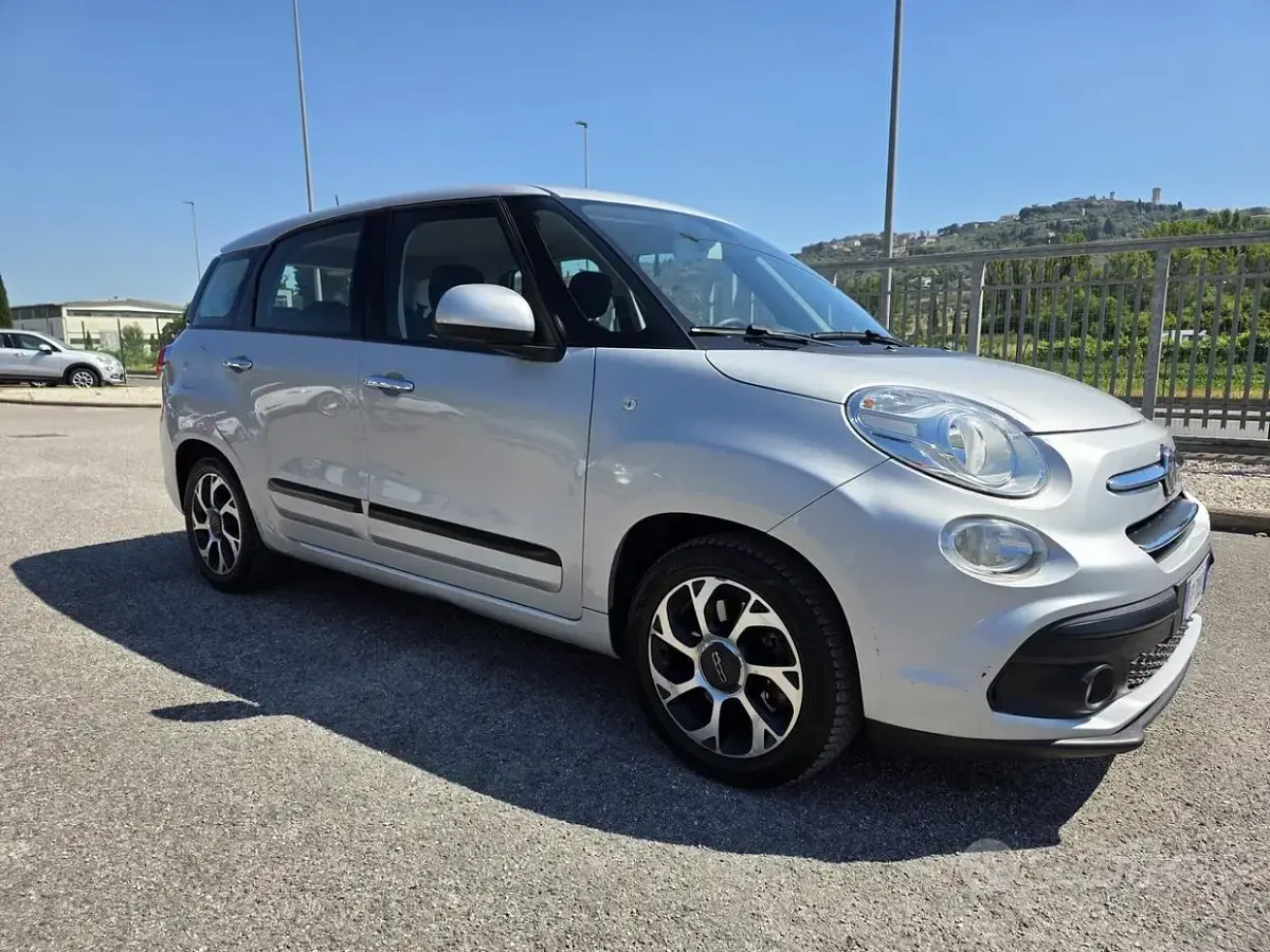 Usata Fiat 500L Lounge 120 CV (88 kW) 2018 Grigio Monovolume