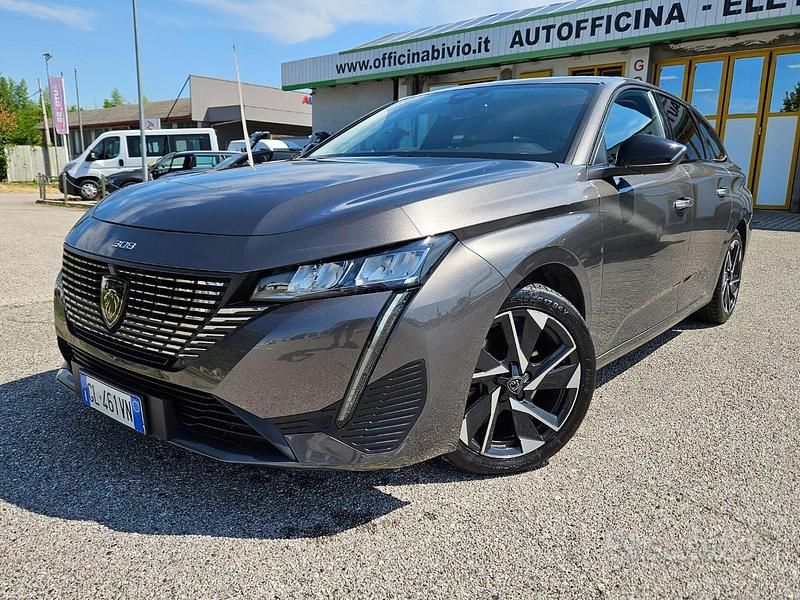 Usata Peugeot 308 Allure 131 CV (96 kW) 2022 Gray Station wagon