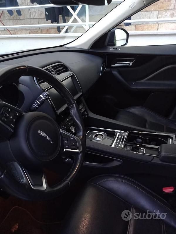 Usata Jaguar F-Pace Prestige 180 CV (132 kW) 2019 SUV