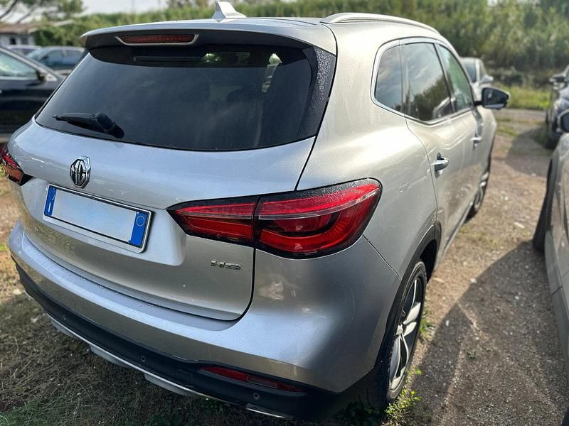 Usata MG HS Luxury 162 CV (119 kW) 2023 Argento SUV