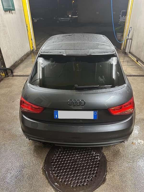 Usata Audi A1 S-Line 143 CV (105 kW) 2015 Grigio Berlina