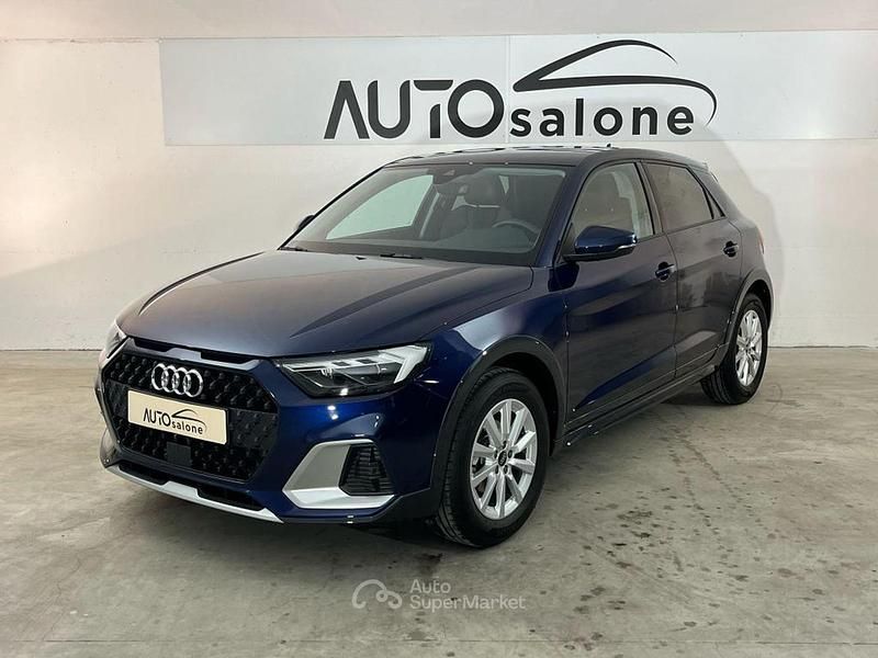 Usata Audi A1 Comfort 95 CV (69 kW) 2025 Viola SUV
