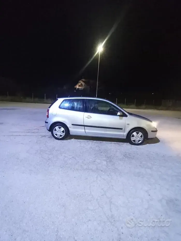 Usata VW Polo 2002 Grigio Berlina