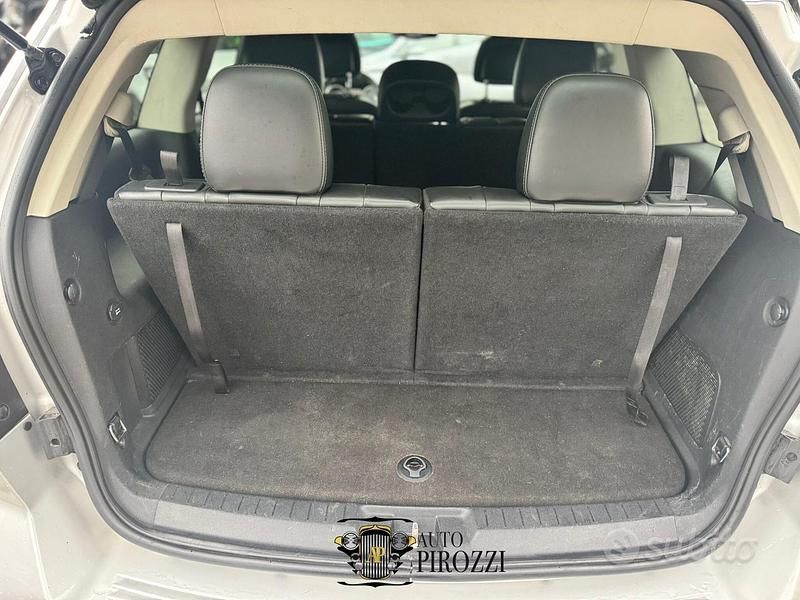 Usata Fiat Freemont 170 CV (125 kW) 2012 Grigio SUV