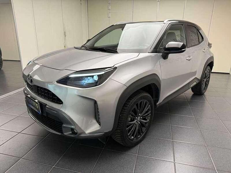 Argento Usata 2021 Toyota Yaris Cross SUV | 22.790 € (Buon prezzo) - Immagine 1/4