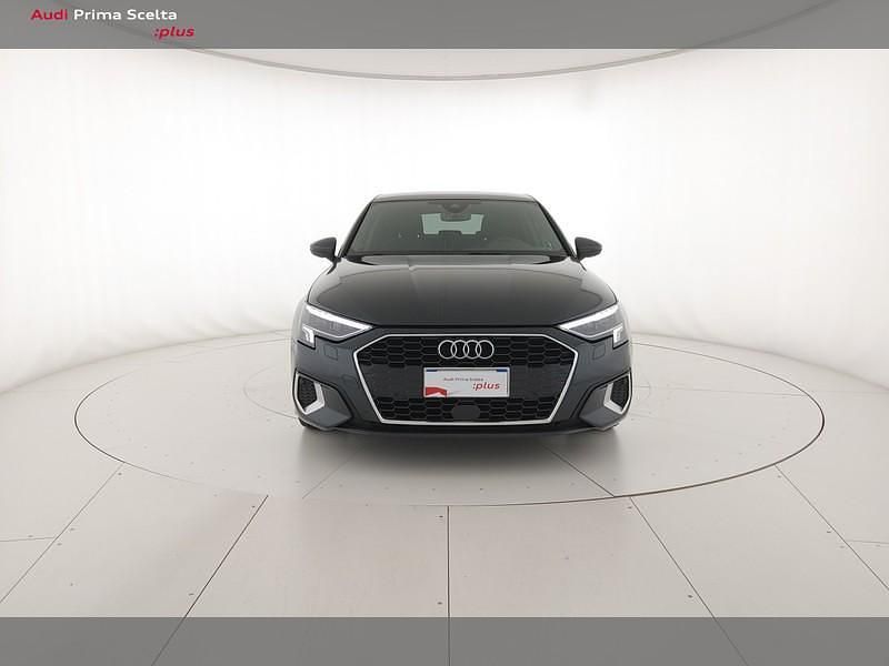 Usata Audi A3 Advanced 116 CV (85 kW) 2022 Grigio manhattan metallizzato Berlina