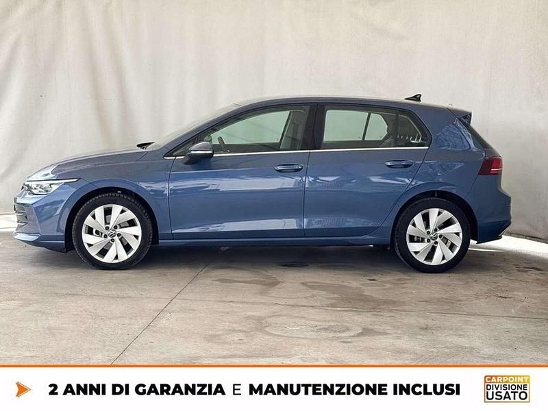 Usata VW Golf VIII Style 150 CV (110 kW) 2025 Anemone blue metallizzato Berlina