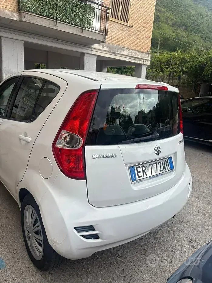 Usata Suzuki Splash 68 CV (50 kW) 2013 Bianco Utilitaria