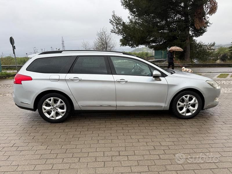 Usata Citroën C5 Dynamique 108 CV (79 kW) 2009 Grigio Station wagon