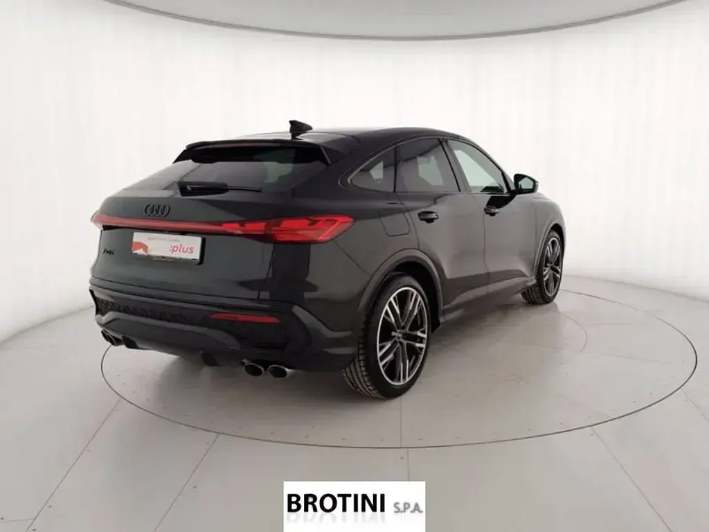 Neu Audi SQ5 Sportback Sport 367 PS (269 kW) 2025 Schwarz SUV