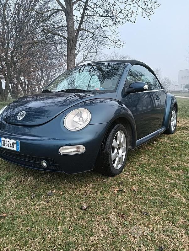 Usata VW New Beetle 2003 Blu Utilitaria