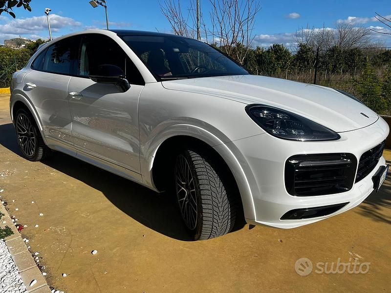 Bianco Usata 2021 Porsche Cayenne SUV | 69.999 € - Immagine 1/4