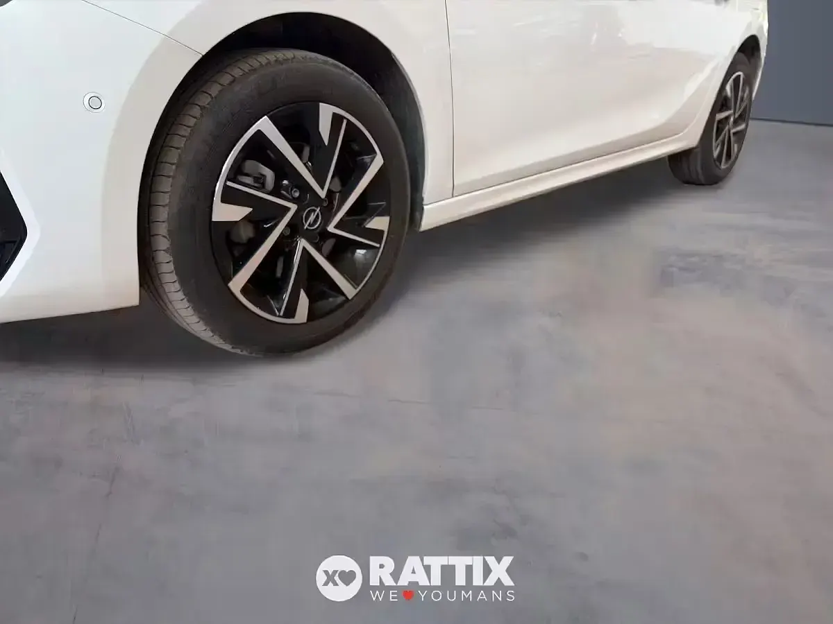 Usata Opel Corsa 101 CV (74 kW) 2025 Bianco Utilitaria