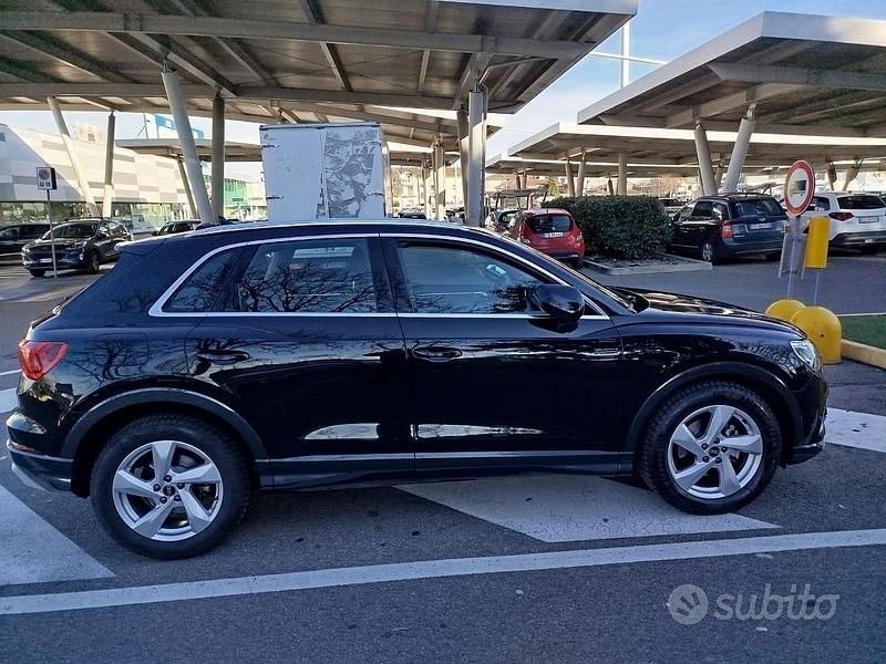 Usata Audi Q3 Advanced 150 CV (110 kW) 2022 Nero SUV