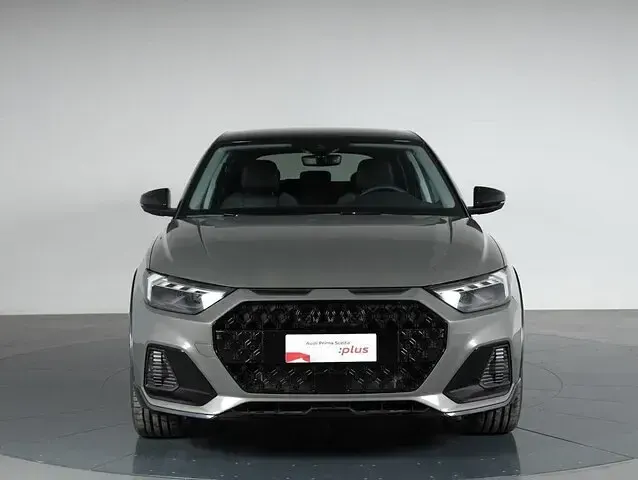 Usata Audi A1 Ambiente 116 CV (85 kW) 2025 Grigio chronos metallizzato nero mito me SUV