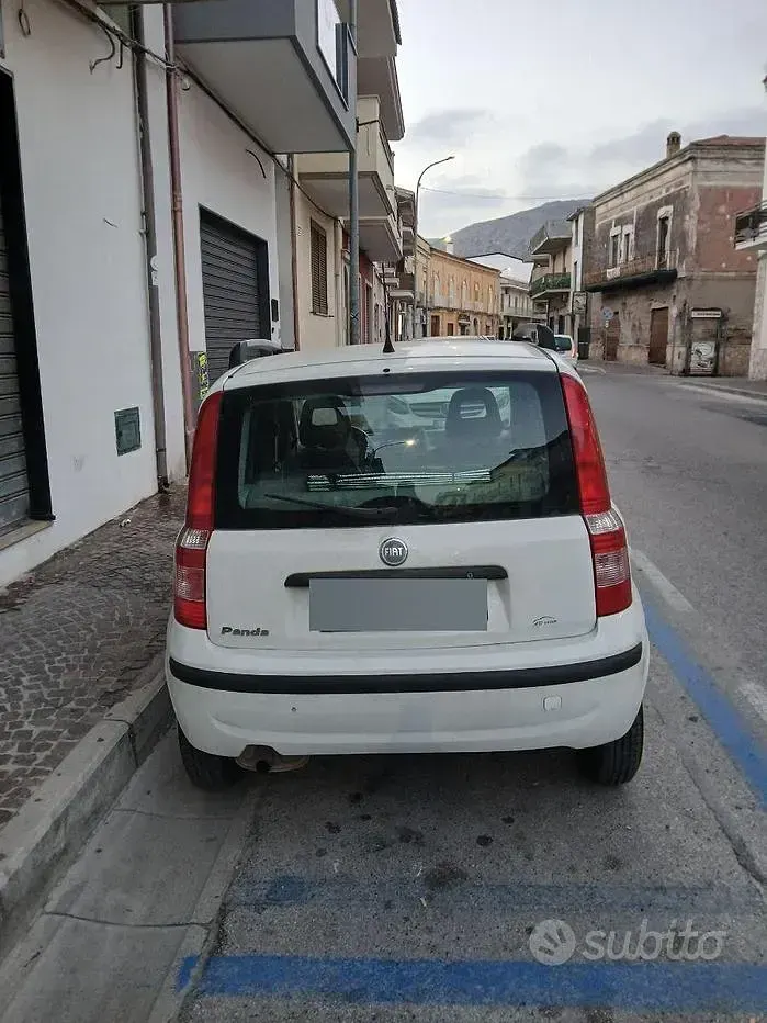 Usata Fiat Panda 69 CV (50 kW) 2006 Bianco Utilitaria