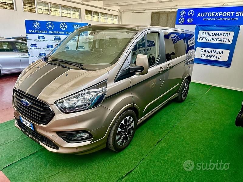 Usata Ford Tourneo 170 CV (125 kW) 2019 Marrone Monovolume